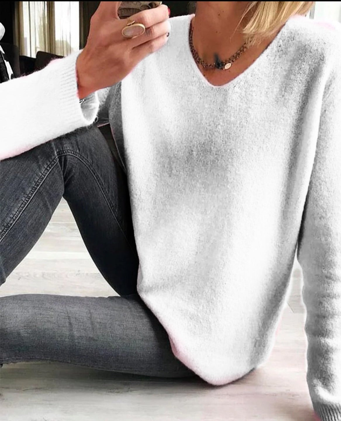 Jacobs | Simple Solid Color Sweater with Long Sleeves