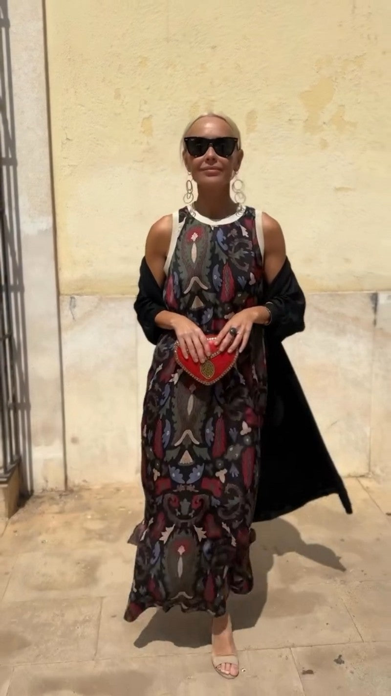 Eterna | Elegant Long Dress with Matching Shawl