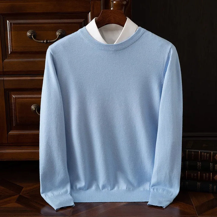 Lightweight Tailored Sweater with Crew Neck