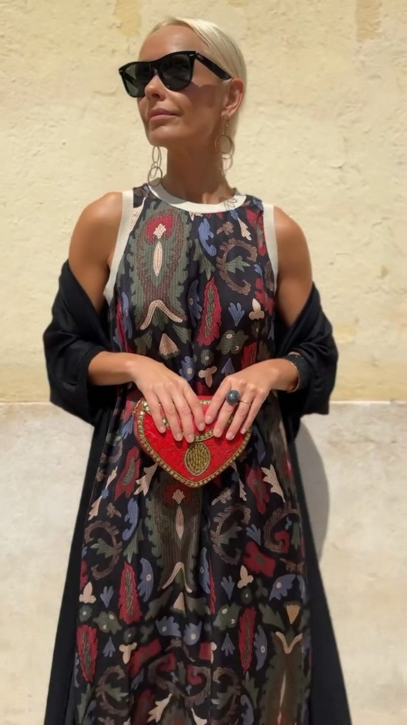 Eterna | Elegant Long Dress with Matching Shawl