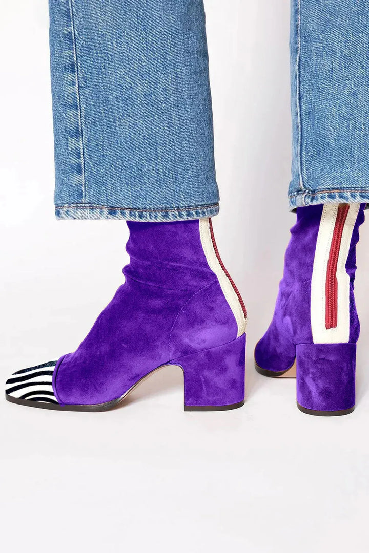 Women’s Block Heel Square Toe Boots with Contrast Back Stripe