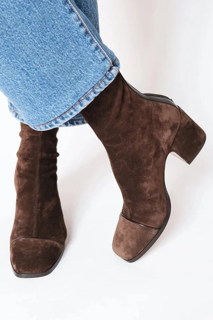 Women’s Block Heel Square Toe Boots with Contrast Back Stripe