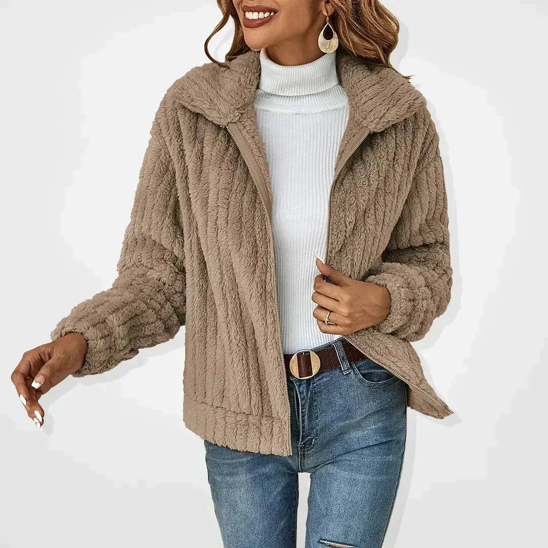 Women’s Cozy Zip-Up Jacket with Plush Comfort