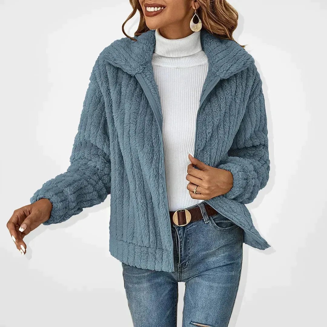 Women’s Cozy Zip-Up Jacket with Plush Comfort