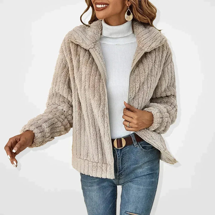 Women’s Cozy Zip-Up Jacket with Plush Comfort