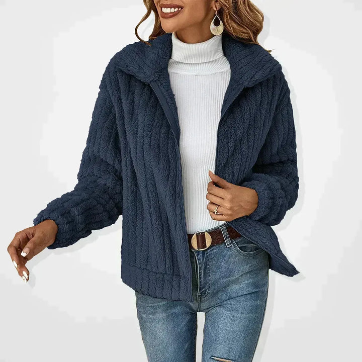 Women’s Cozy Zip-Up Jacket with Plush Comfort