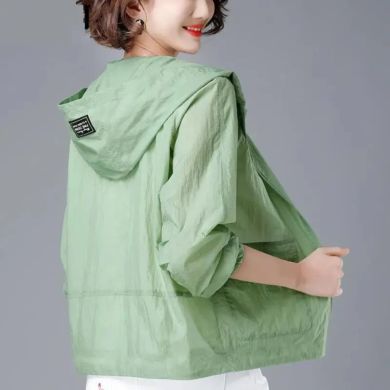 Women's Lightweight Windbreaker Jacket with With Hood