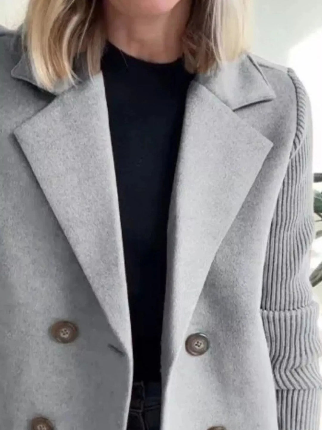Women’s Lined Buttoned Blazer with Stretch Comfort