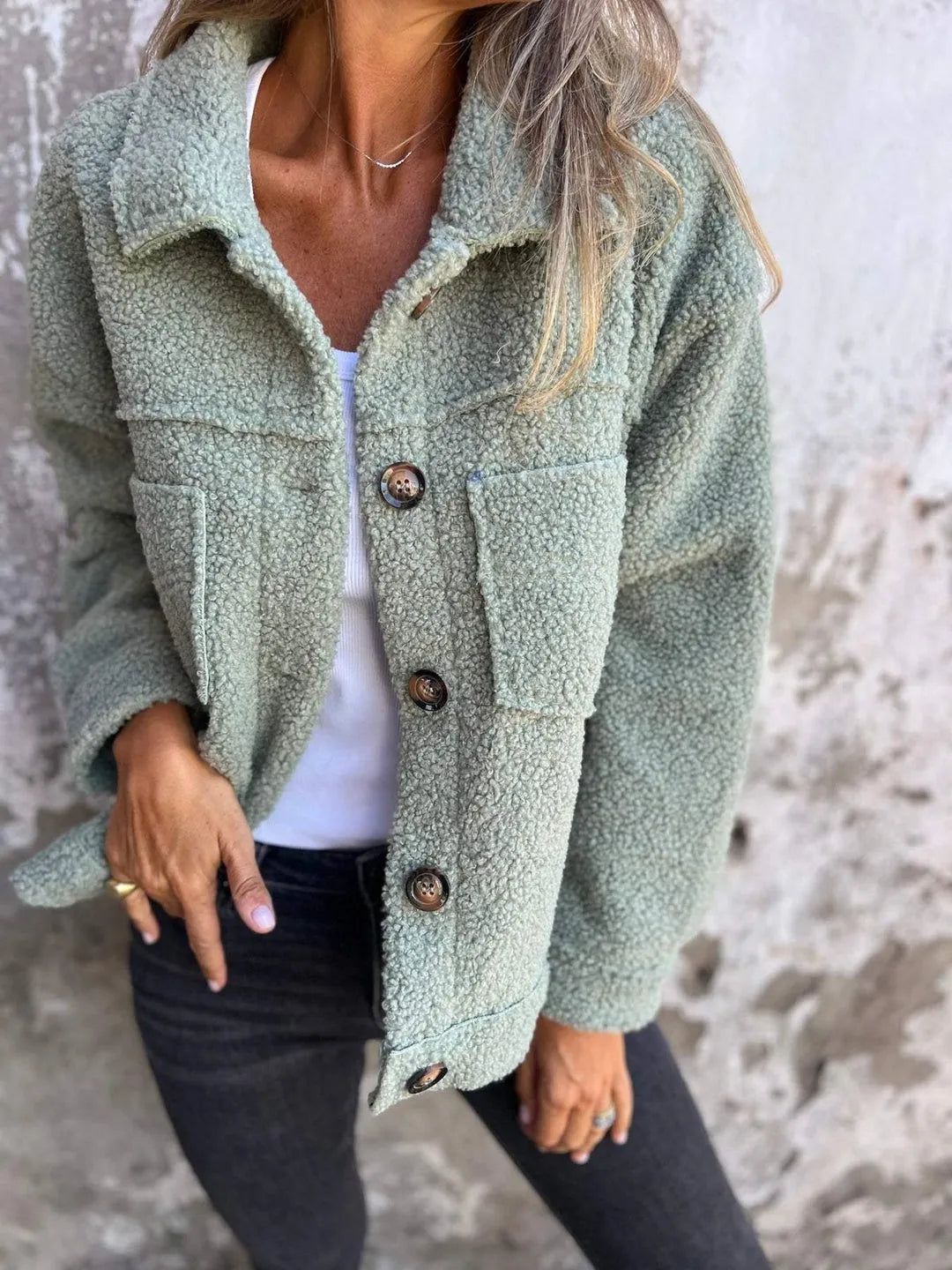 Women's Stylish Tailored Jacket with Relaxed Fit